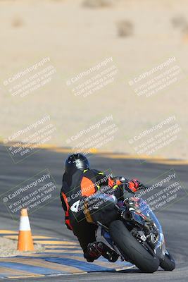 media/Dec-05-2024-Racers Edge (Thu) [[e102e0690b]]/3-B Group/Session 1 Turn 8 Backside/